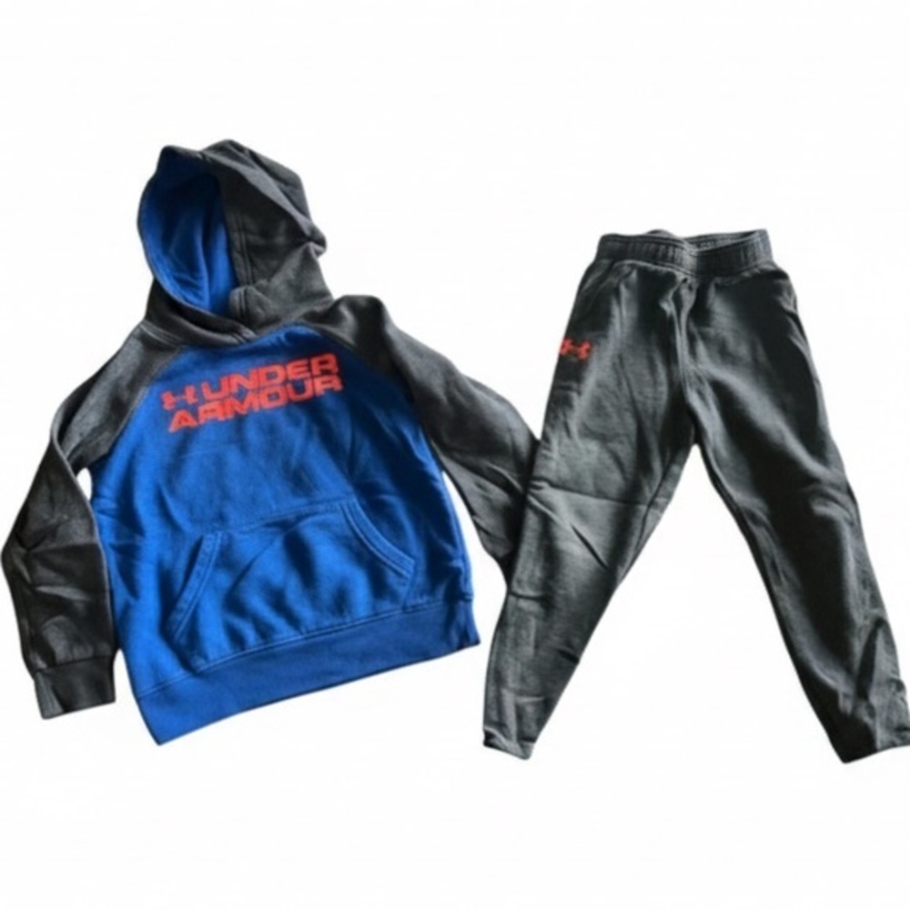 Under armor set- size5- boys-GUC